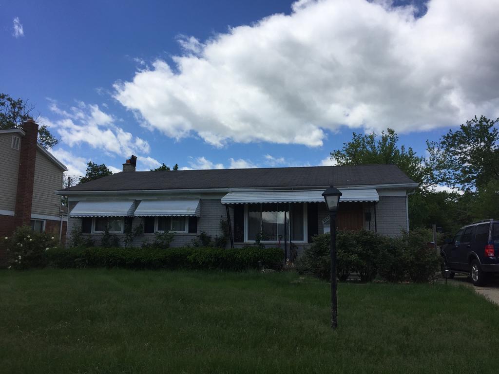 Ranch House At Southfield Hotel Exterior photo